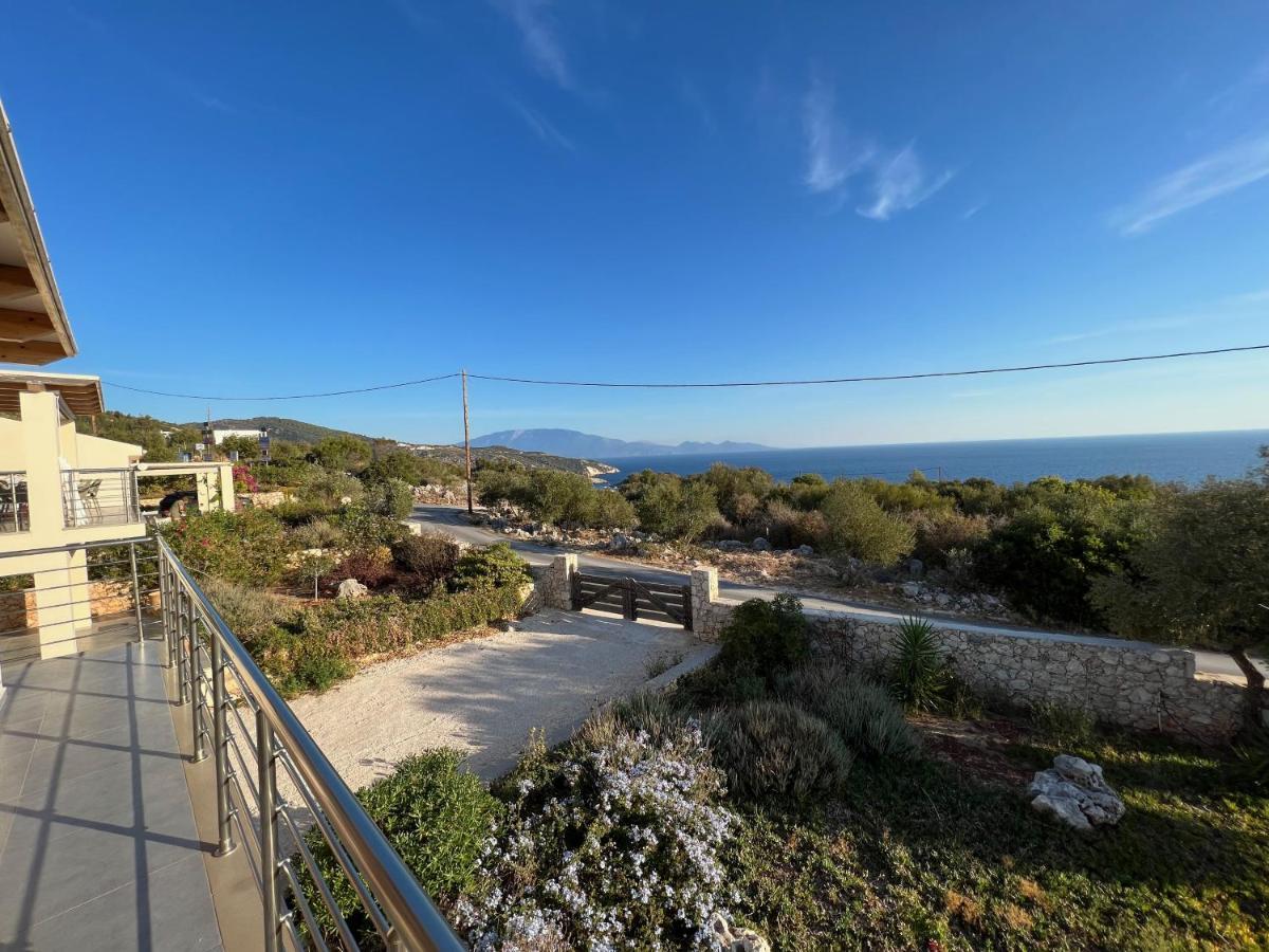Luxurious Villa At A Unique Spot Agios Nikolaos  Exteriör bild