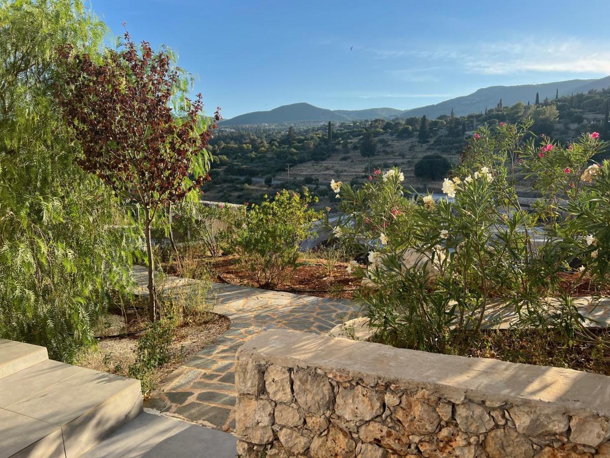 Luxurious Villa At A Unique Spot Agios Nikolaos  Exteriör bild