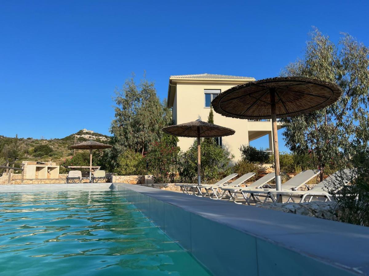 Luxurious Villa At A Unique Spot Agios Nikolaos  Exteriör bild