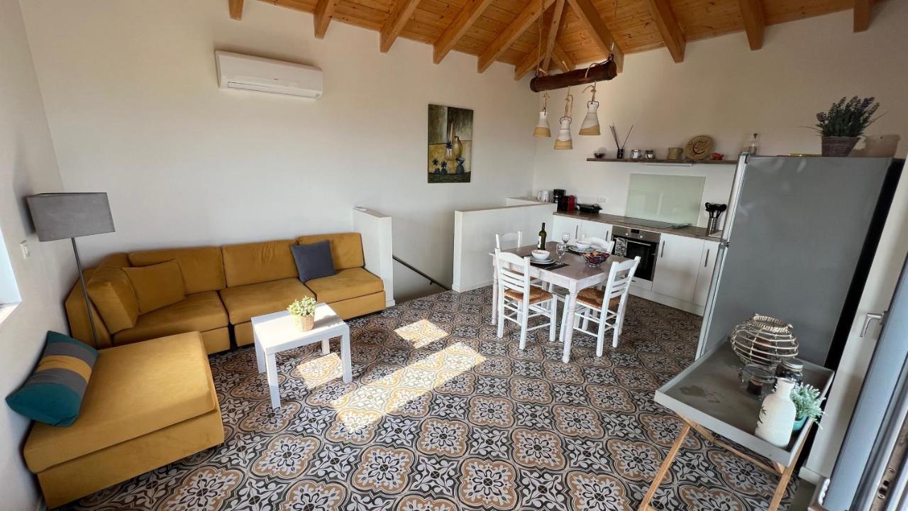 Luxurious Villa At A Unique Spot Agios Nikolaos  Exteriör bild