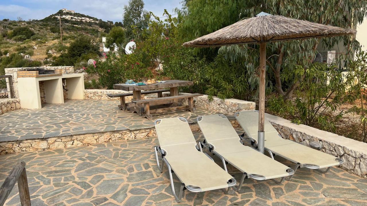 Luxurious Villa At A Unique Spot Agios Nikolaos  Exteriör bild