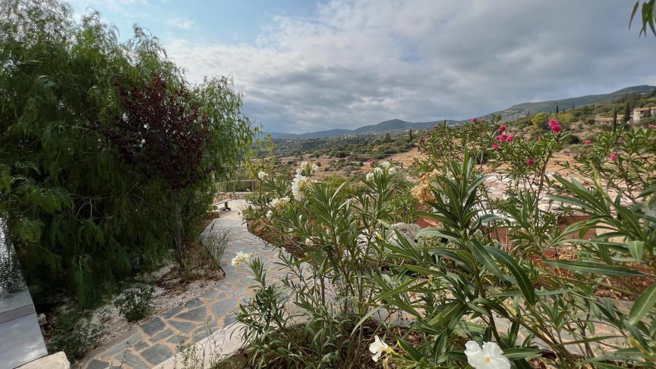 Luxurious Villa At A Unique Spot Agios Nikolaos  Exteriör bild